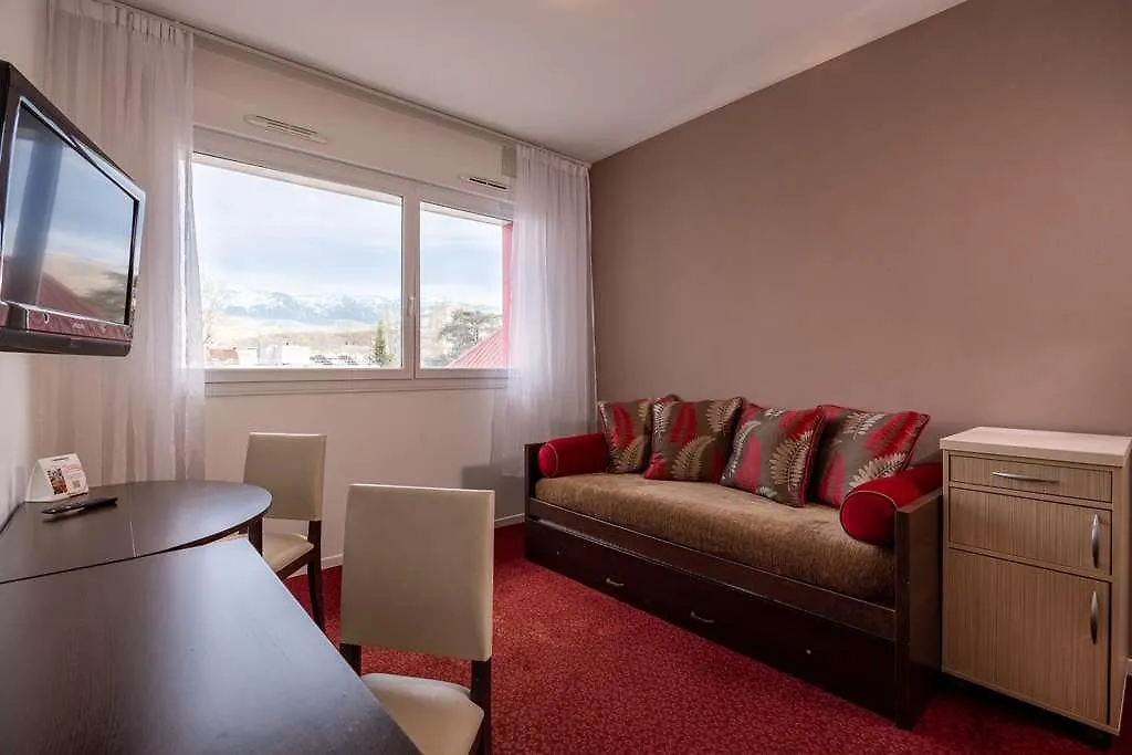 Kosy Grenoble Les Cedres Hotel